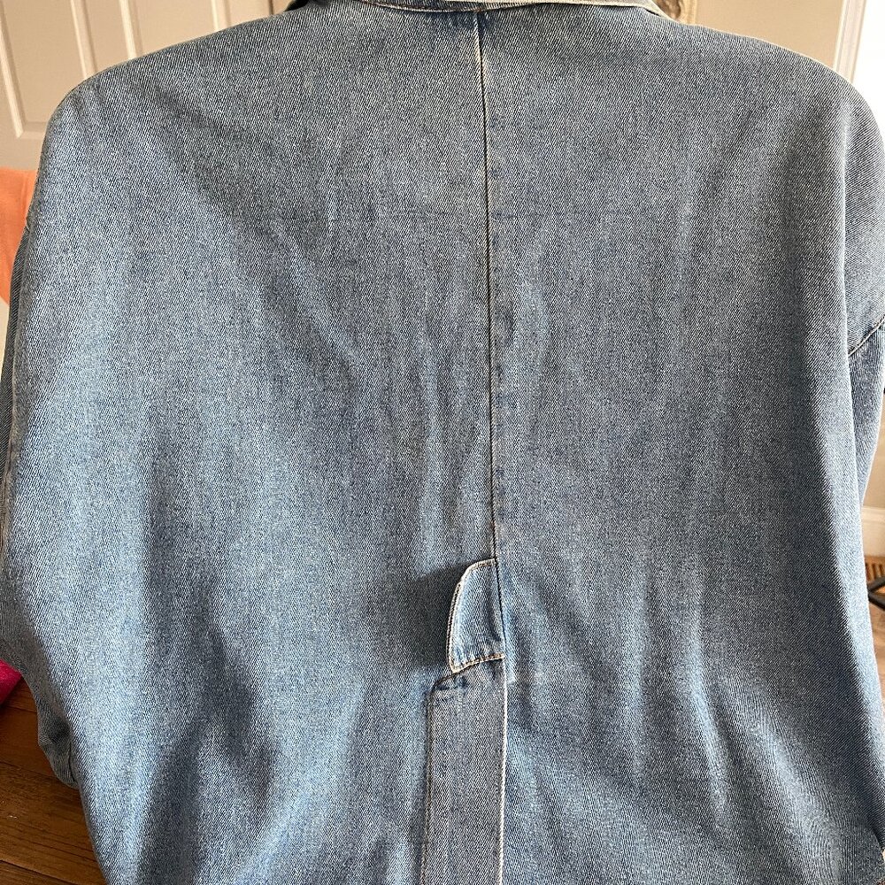 Cropped/Swing Jean Jacket - Picture 6 of 6